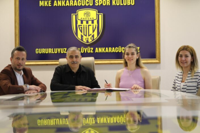 Dokuzoğlu '' Ankaragücü'nde Tarihi Başarılar ''